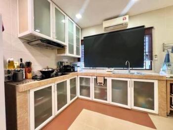 厨房 – Jalan Sepah Puteri, Kota Damansara的房屋，照片9
