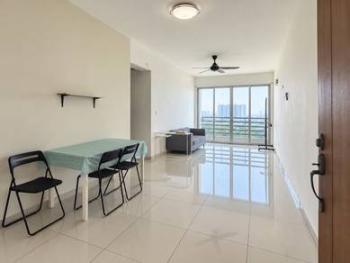 Ruang tamu & makan – Kondominium di Palma Laguna, Seberang Perai, foto 3