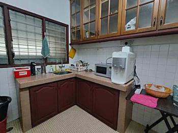 Taman Muhibbah, Seri Kembangan的房屋，照片3