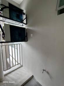 Balkoni – Rumah di Meru Scientex, Ipoh, foto 6