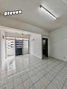 Apartmen di Sinar Bukit Dumbar, Jelutong, foto 1