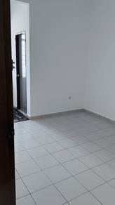 Townhouse at Taman Scientex, Kulai, photo 4