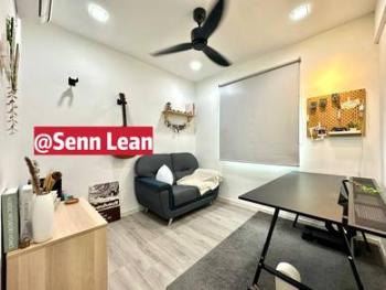 Apartment at ICONIC VUE, Batu Ferringhi, photo 1