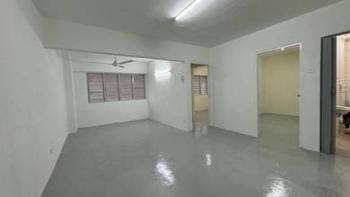 Taman Seri Hijau, Jelutong的公寓，照片1