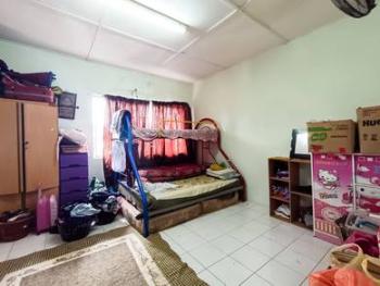 House at Taman Pinggiran Putra, Seri Kembangan, photo 7