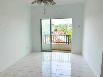 Vista Pinggiran, Seri Kembangan的公寓，照片3