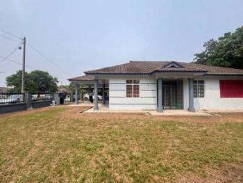 Taman Tasik Semenyih, Semenyih的平房，照片6
