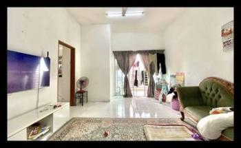 Suria Residence, Bandar Mahkota Cheras的公寓，照片1