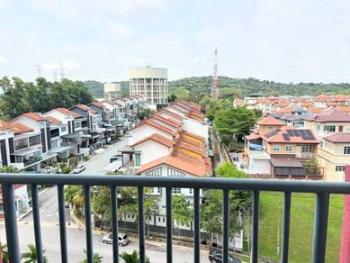 Vista Pinggiran, Seri Kembangan的公寓，照片4