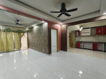 Townhouse at Vista Seri Alam, Masai, photo 1