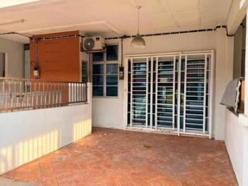 Townhouse at Taman Seri Alam, Saujana Utama, photo 2
