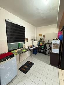 Apartment at Jalan Meranti 7, Kulai, photo 5