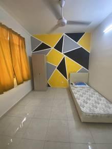 卧室 – Mentari Court, Petaling Jaya的房间，照片1