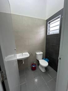 浴室 – Jalan Meru Tropika 11, Ipoh的房屋，照片8