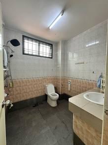 Bathroom – House at Jalan Redang, Johor Bahru, photo 9