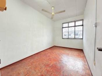 House at Taman Kluang barat, Kluang, photo 5