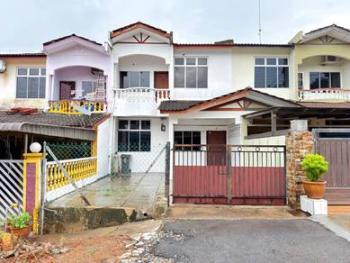 House at Taman Kluang barat, Kluang, photo 1