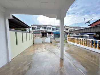 House at Taman Kluang barat, Kluang, photo 3