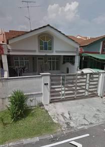 Exterior – Room at Jalan Terkukur, Kulai, photo 1
