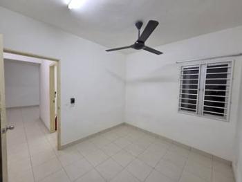 Apartmen di De Bayu, Setia Alam, foto 8