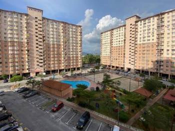 Apartmen di Jalan Tasik Raja Lumu U4/17, Subang Bestari, foto 9
