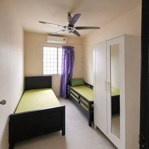 Apartmen di Jalan Tasik Raja Lumu U4/17, Subang Bestari, foto 5