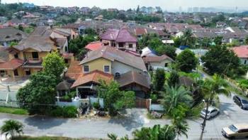 Bungalow at Seksyen 3, Bangi, photo 2
