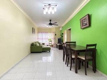 Apartment at Bandar Kinrara, Puchong, photo 1