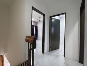 Rumah di Hibiscus 2, Sungai Buloh, foto 9