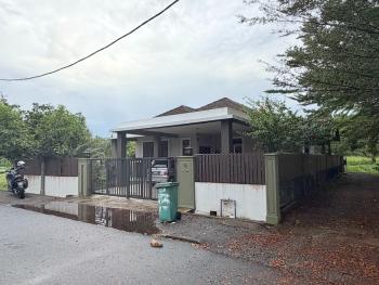 Bungalow at Taman sri kelubi jitra, Jitra, photo 1