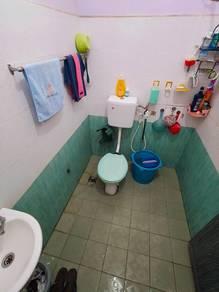 Bathroom – Bungalow at Taman Rupawan, Kepala Batas, photo 6