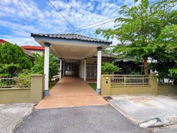 Exterior – Bungalow at Taman Rupawan, Kepala Batas, photo 1