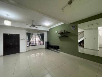 Rumah di Taman Sri Pulai, Sikamat, foto 2