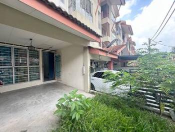 Townhouse at Taman Amansiara, Selayang, photo 2