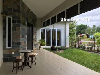 Bungalow at Tabuan Laru, Kuching, photo 2