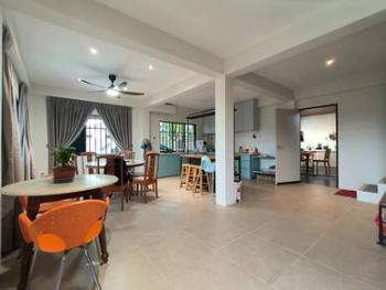 Bungalow at Jalan Kepayang, Kuching, photo 3