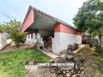 Bungalow at Kampung Baru, Lunas, photo 2