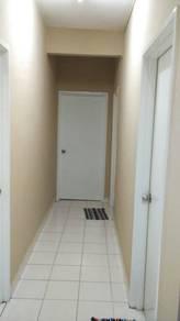 Apartment at Jalan Batu Nilam 13, Bandar Bukit Tinggi, Klang, photo 2