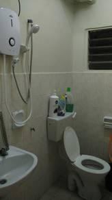 Apartment at Jalan Batu Nilam 13, Bandar Bukit Tinggi, Klang, photo 10