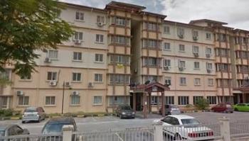 Apartmen di Jalan Batu Nilam 13, Bandar Bukit Tinggi, Bandar Bukit Tinggi, foto 1