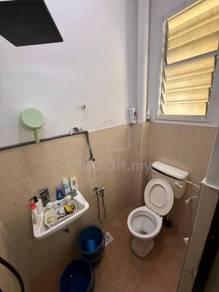 Pangsapuri di Jalan Maluri Jaya, Ulu Tiram, foto 5