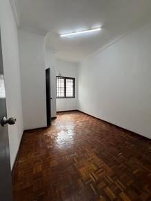 House at Taman Mount Austin, Tebrau, photo 4