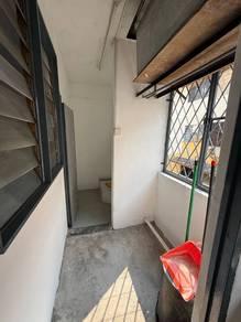 Pangsapuri di Taman Ungku Tun Aminah, Skudai, foto 5
