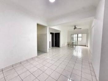Living & dining – Condominium at Brunsfield Riverview, Shah Alam, photo 5