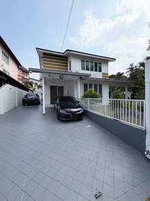 Bungalow at Taman Sri Ampang, Ampang, photo 1