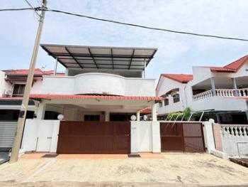 House at Taman Bukit Melaka, Bukit Beruang, photo 1