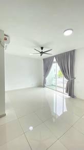 Ruang tamu & makan – Rumah di Setia Eco Cascadia, Johor Bahru, foto 2