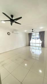 Ruang tamu & makan – Rumah di Setia Eco Cascadia, Johor Bahru, foto 5