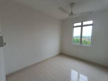 Apartmen di Denai Nusantara, Gelang Patah, foto 3