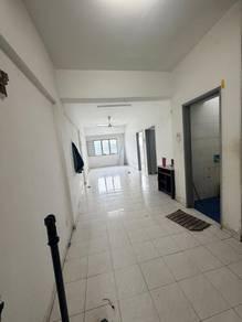 Apartment at Desa Tun Razak Block 2, Cheras, photo 1